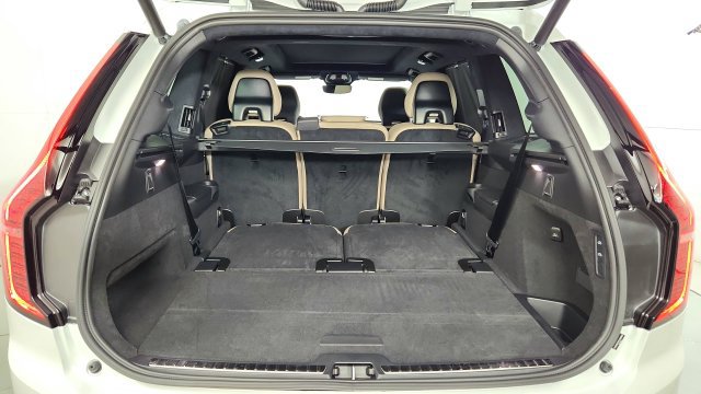 New 2027 Volvo XC90 B6 Ultra AWD/4WD image 48