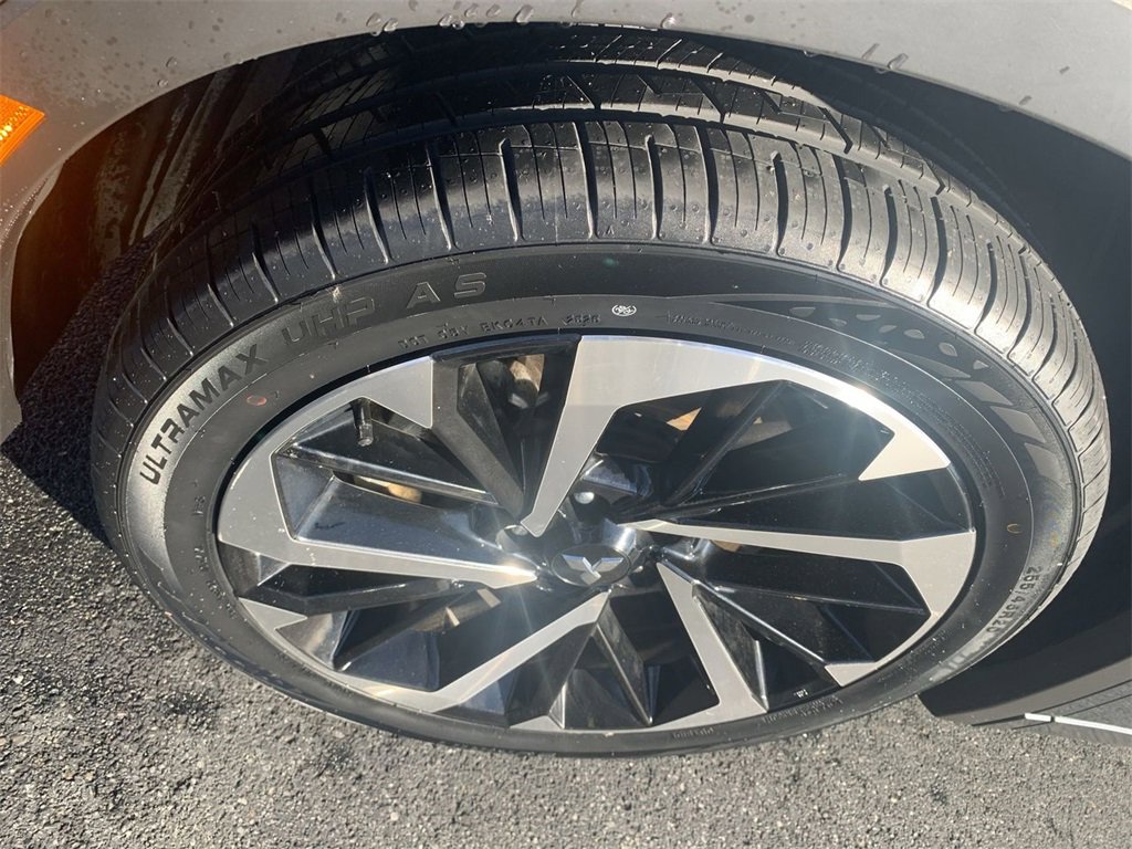 Used 2024 Mitsubishi Outlander SEL image 10