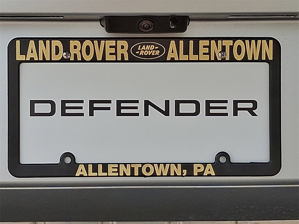 New 2025 Land Rover Defender 110 S image 26