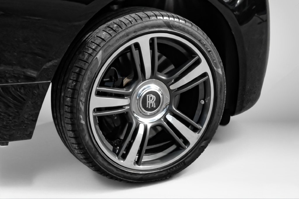Used 2014 Rolls-Royce Wraith RWD image 42