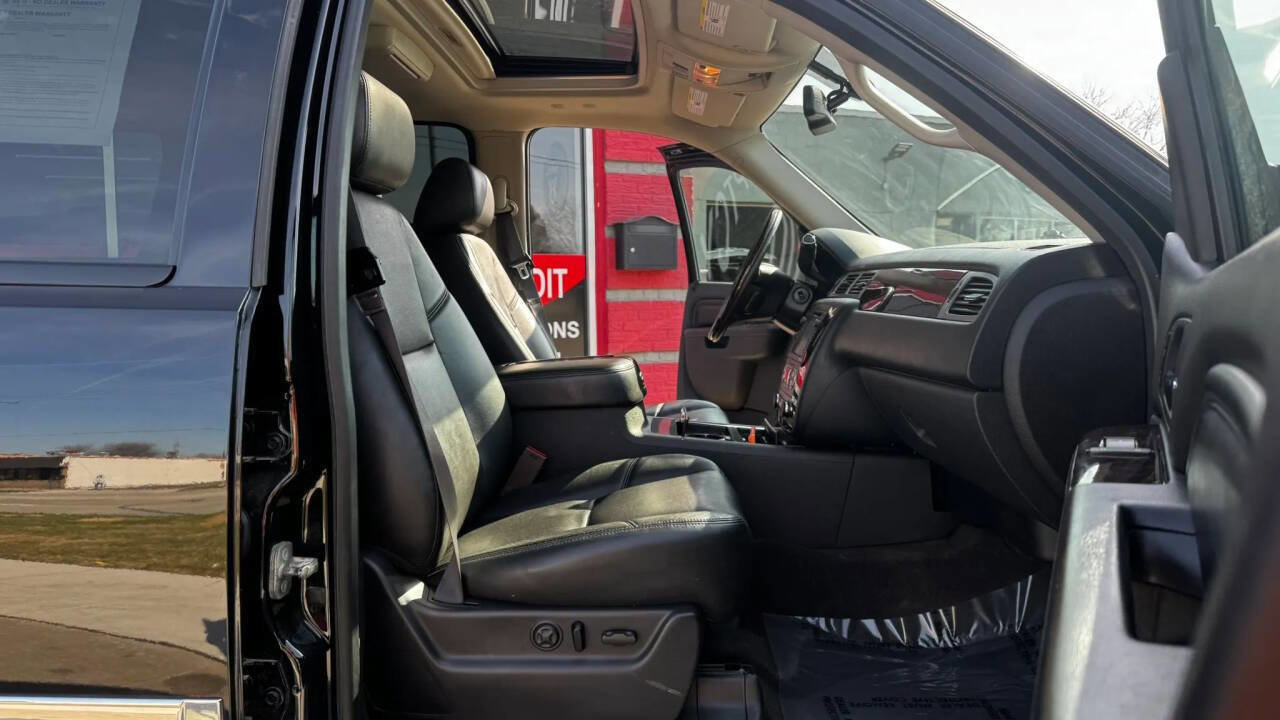 Used 2013 GMC Yukon Denali AWD/4WD image 14