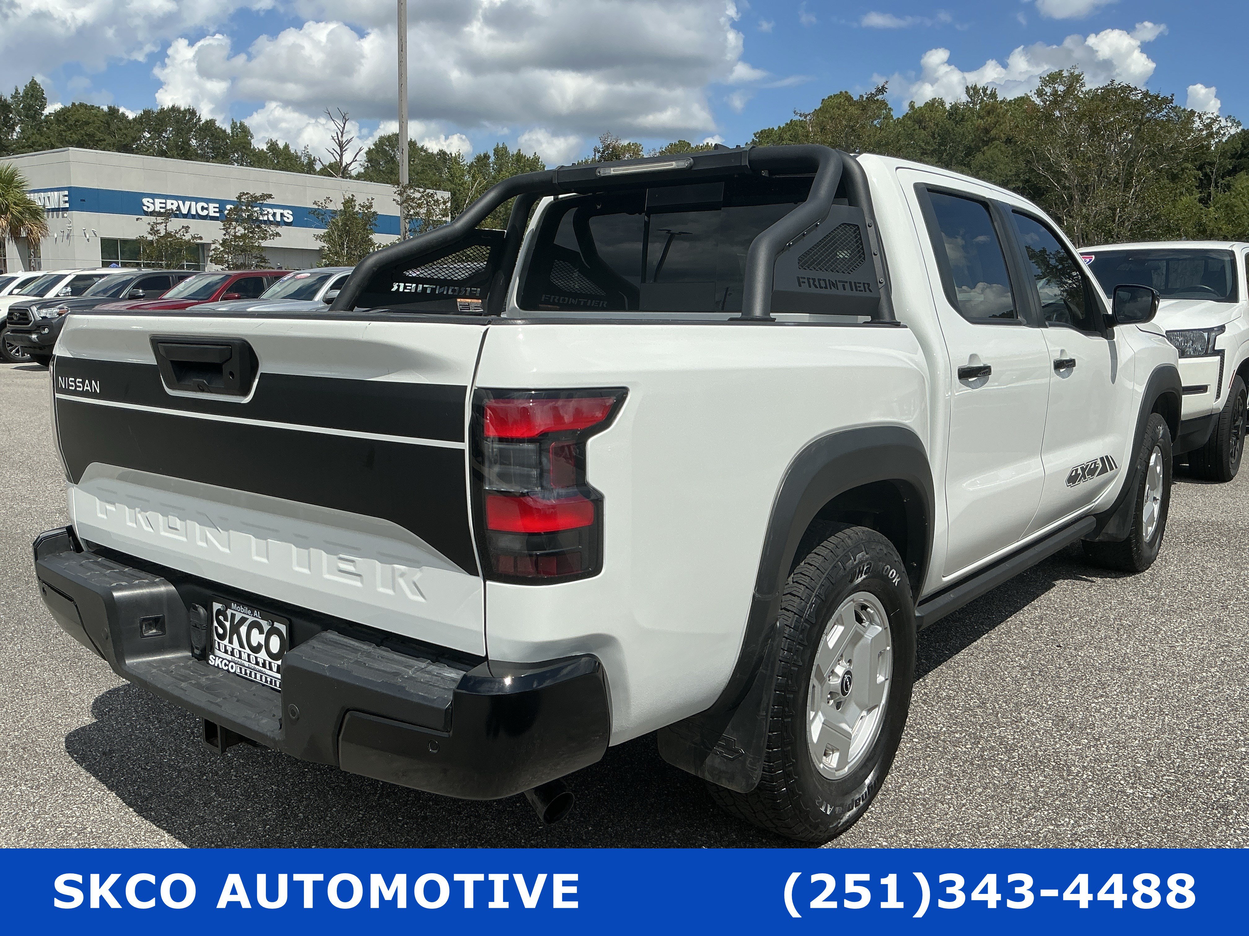 Used 2024 Nissan Frontier SV w/ Hardbody Edition AWD/4WD image 5