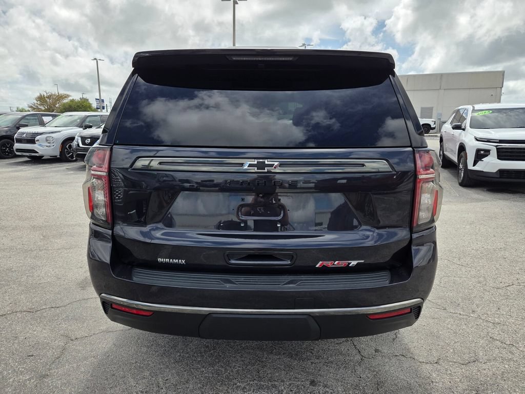 Used 2022 Chevrolet Tahoe RST w/ Luxury Package AWD/4WD image 13