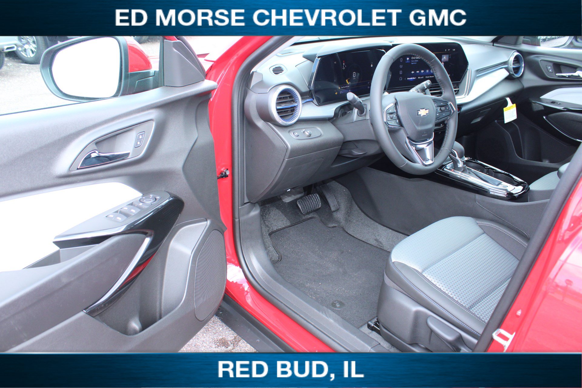 New 2026 Chevrolet Trax LT w/ Driver Confidence Package FWD image 6