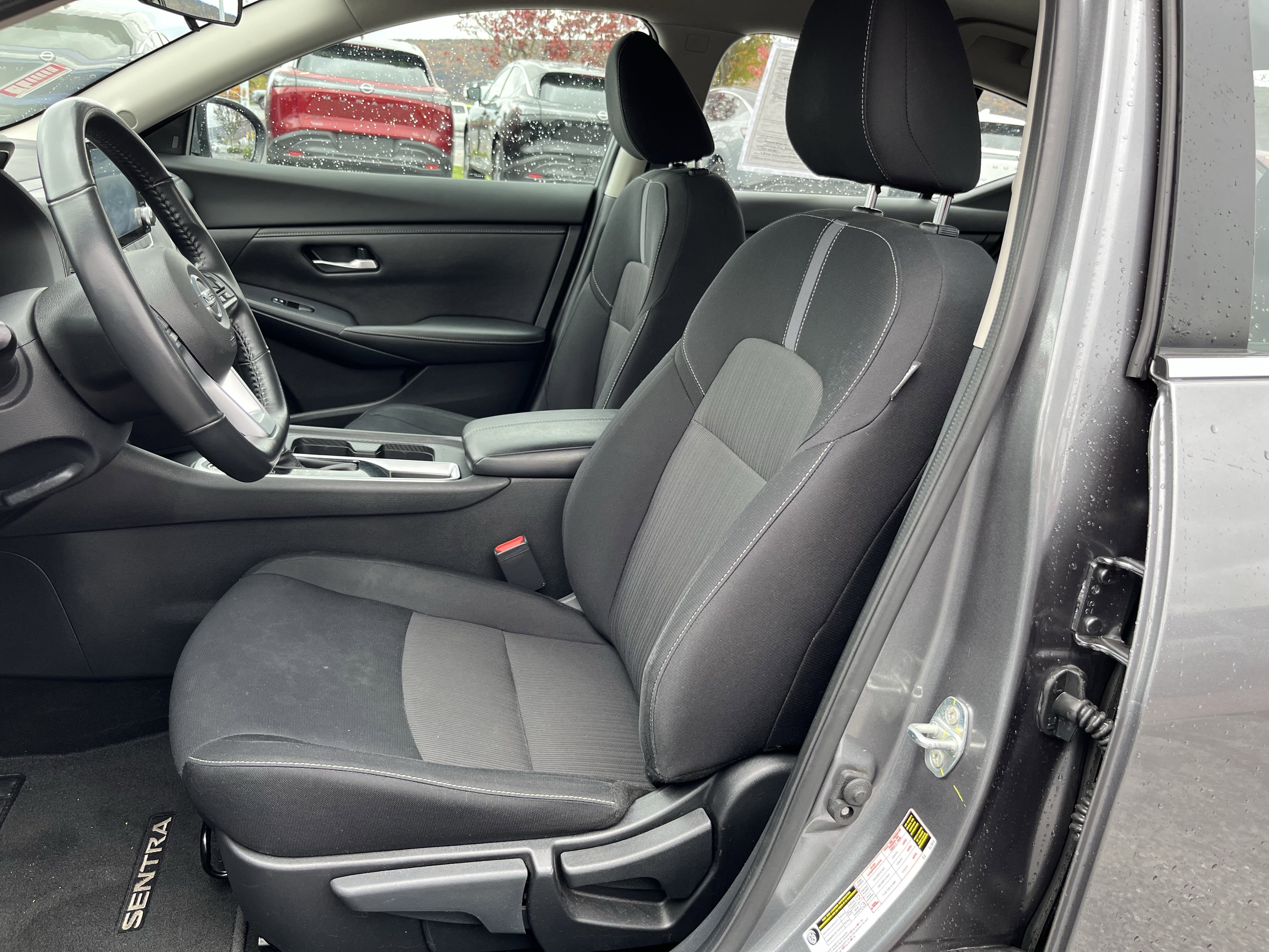 Used 2022 Nissan Sentra SV image 13