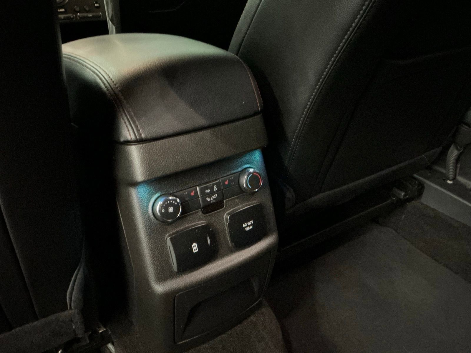 Used 2020 Chevrolet Corvette Stingray Preferred Cpe w/ 2LT Preferred Equipment Group image 31