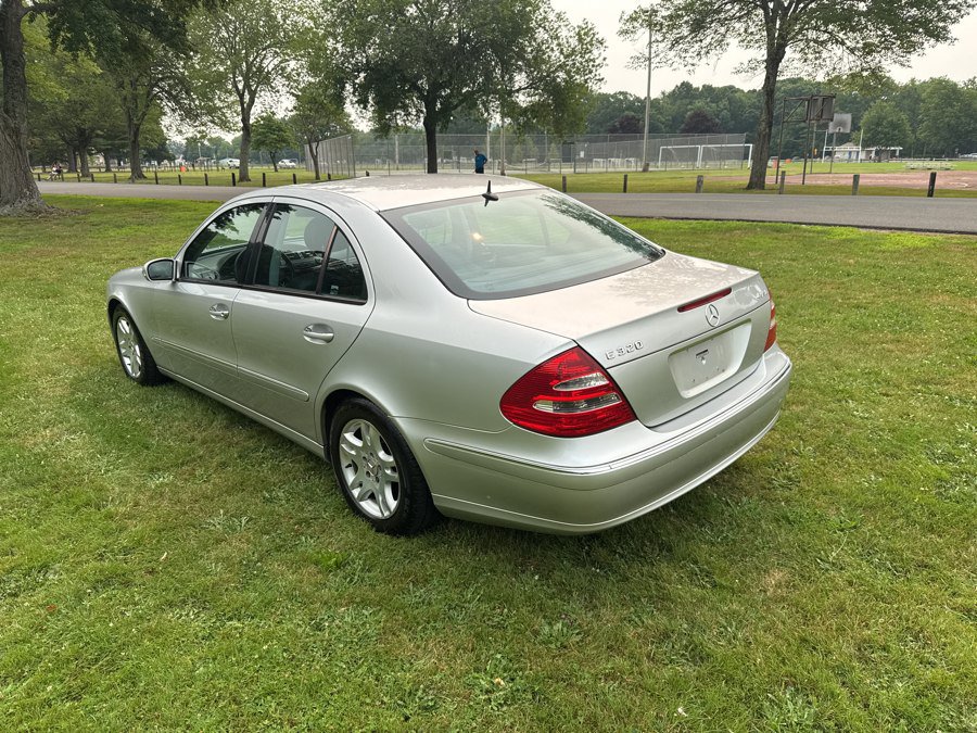 Used 2004 Mercedes-Benz E 320 4MATIC Sedan image 17