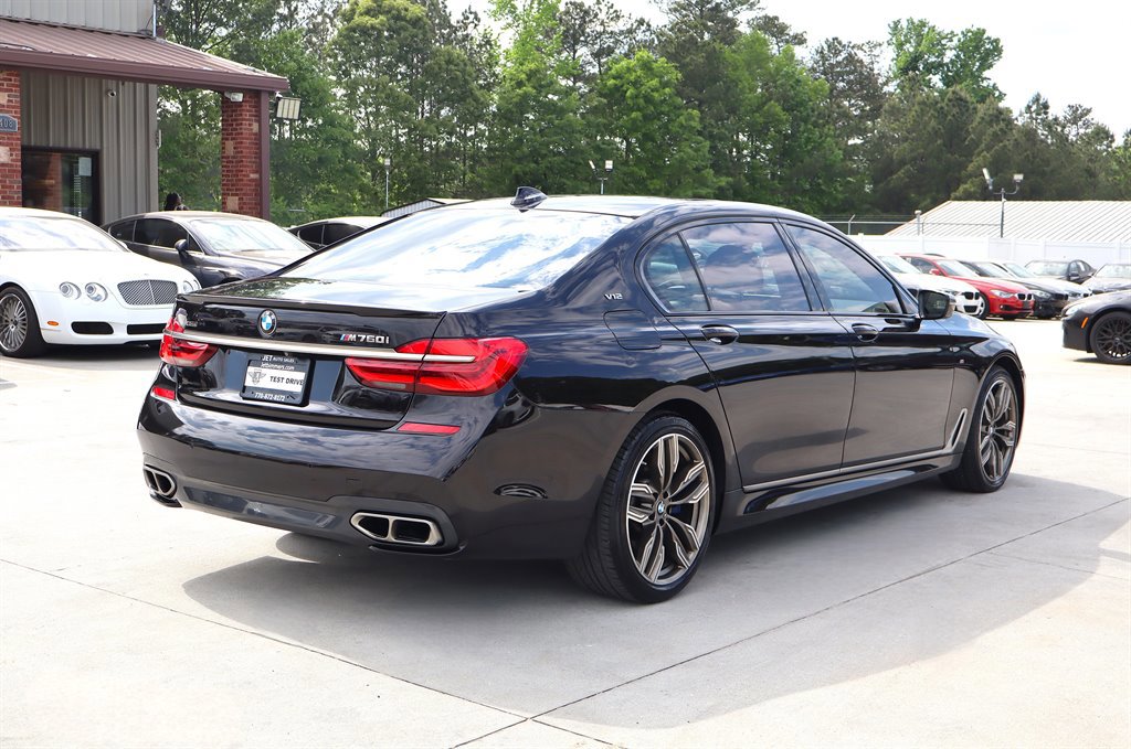Used 2018 BMW M760i xDrive AWD/4WD image 7