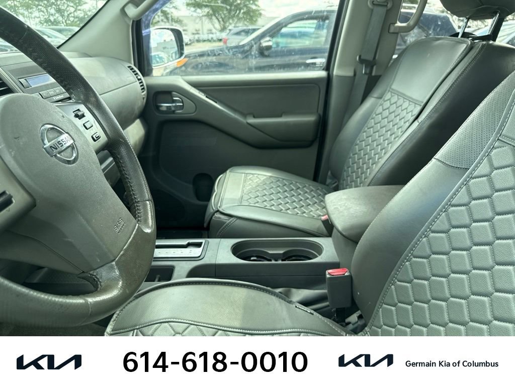 Used 2012 Nissan Frontier SL w/ Moonroof Pkg AWD/4WD image 9