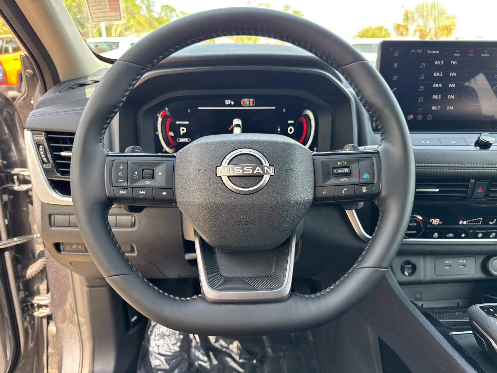 Used 2026 Nissan Rogue SL image 27