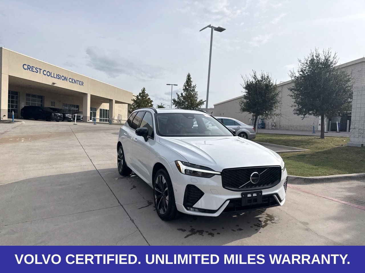 Certified 2026 Volvo XC60 B5 Plus AWD/4WD image 5