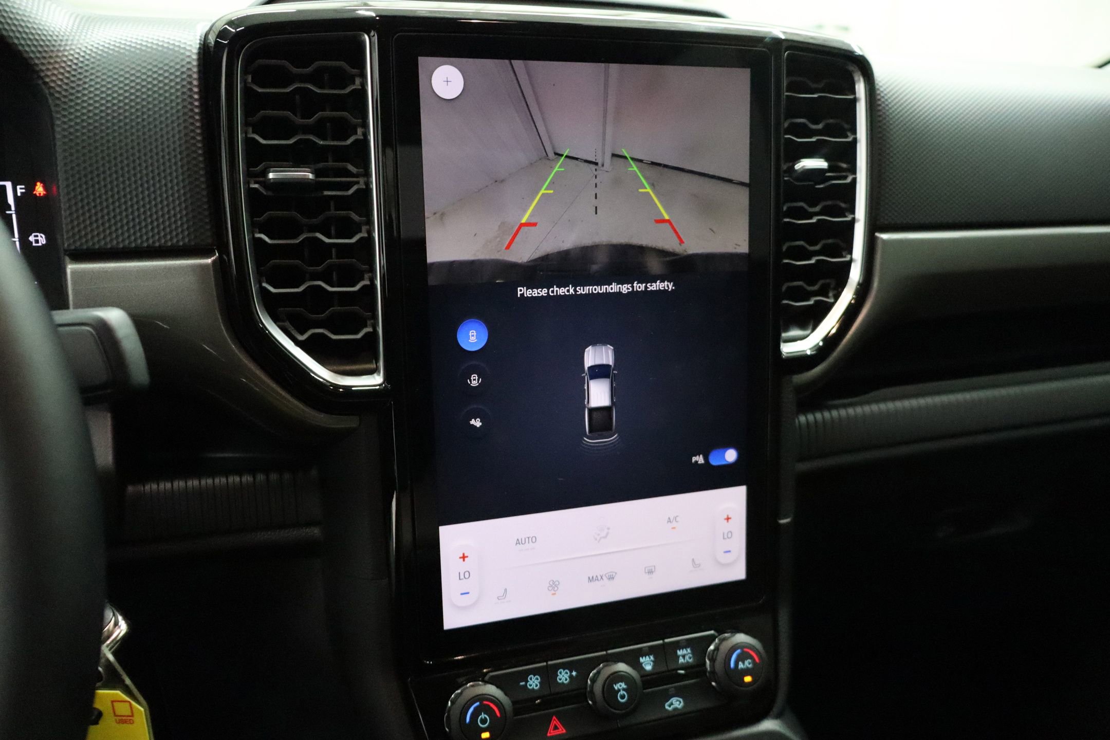 Used 2025 Ford Ranger XLT w/ Equipment Group 301A High RWD image 23