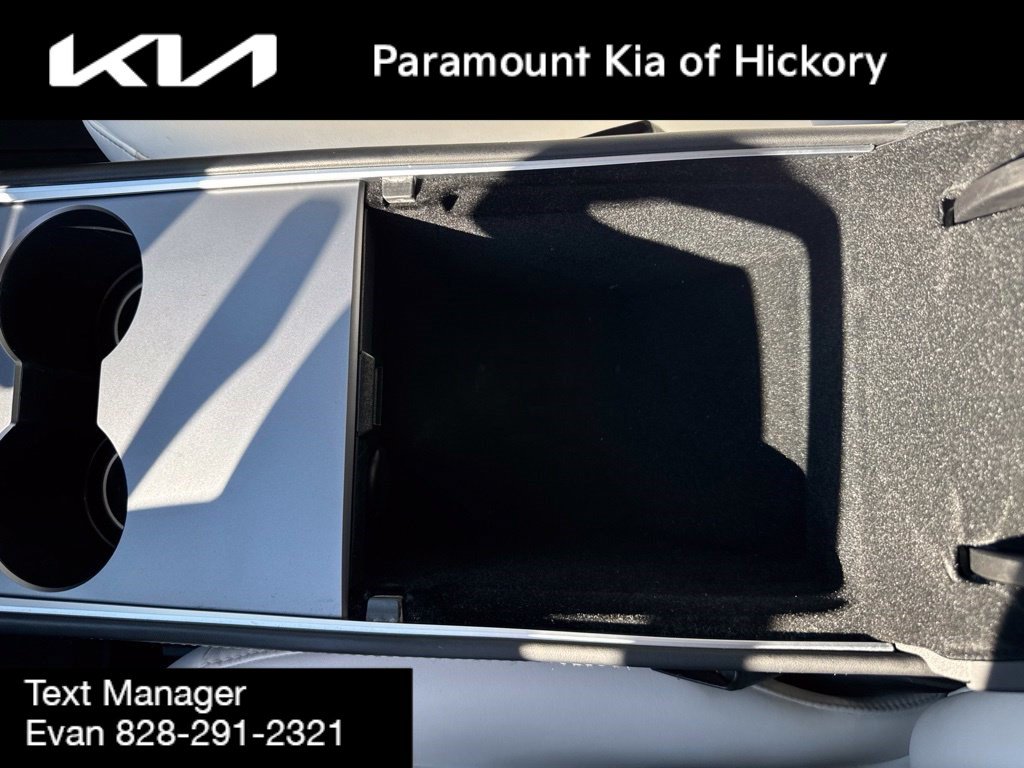 Used 2022 Tesla Model 3 Long Range AWD/4WD image 25