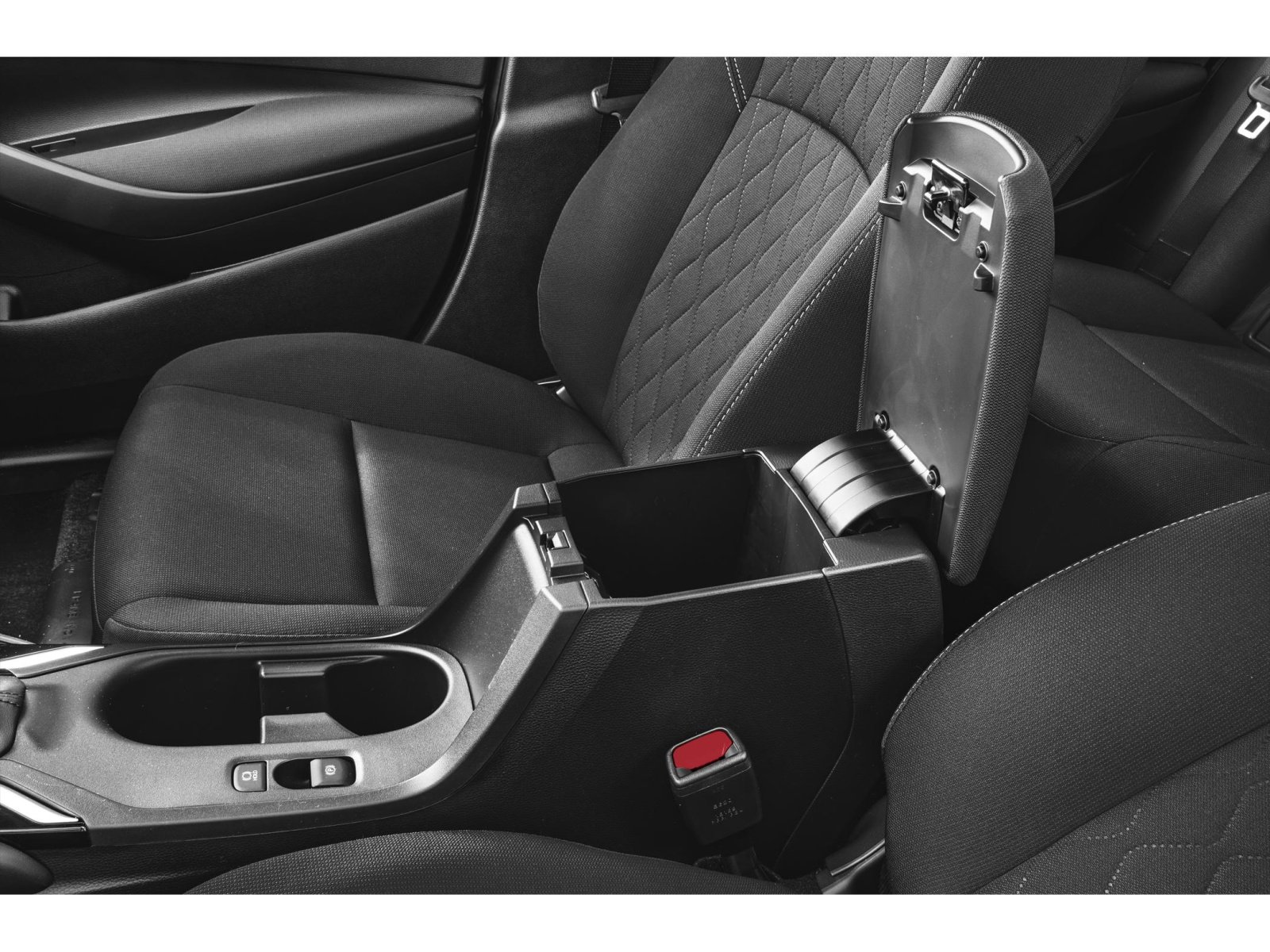 Used 2024 Toyota Corolla LE w/ LE Convenience Package image 12