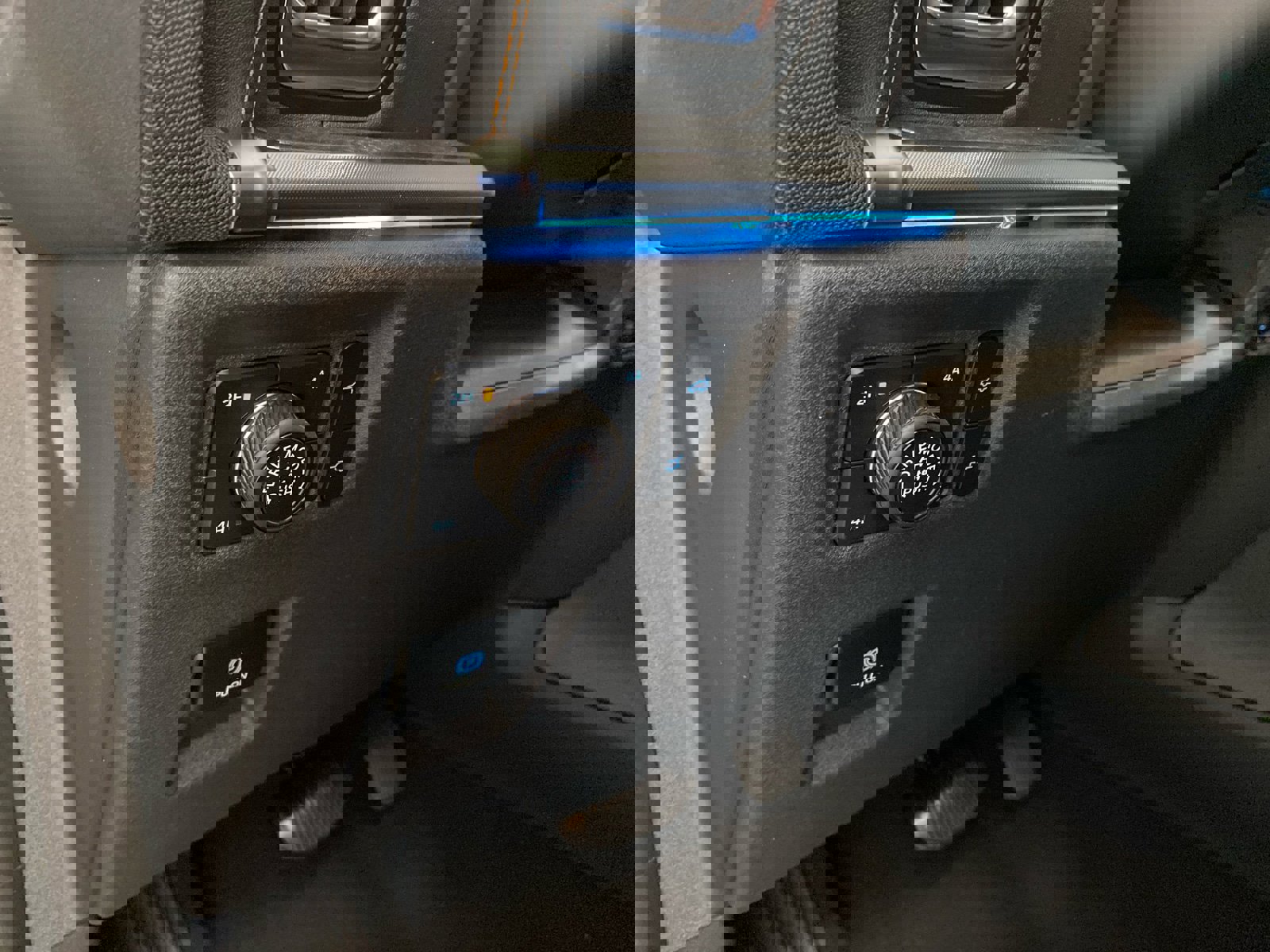 New 2026 Ford Expedition Tremor image 21