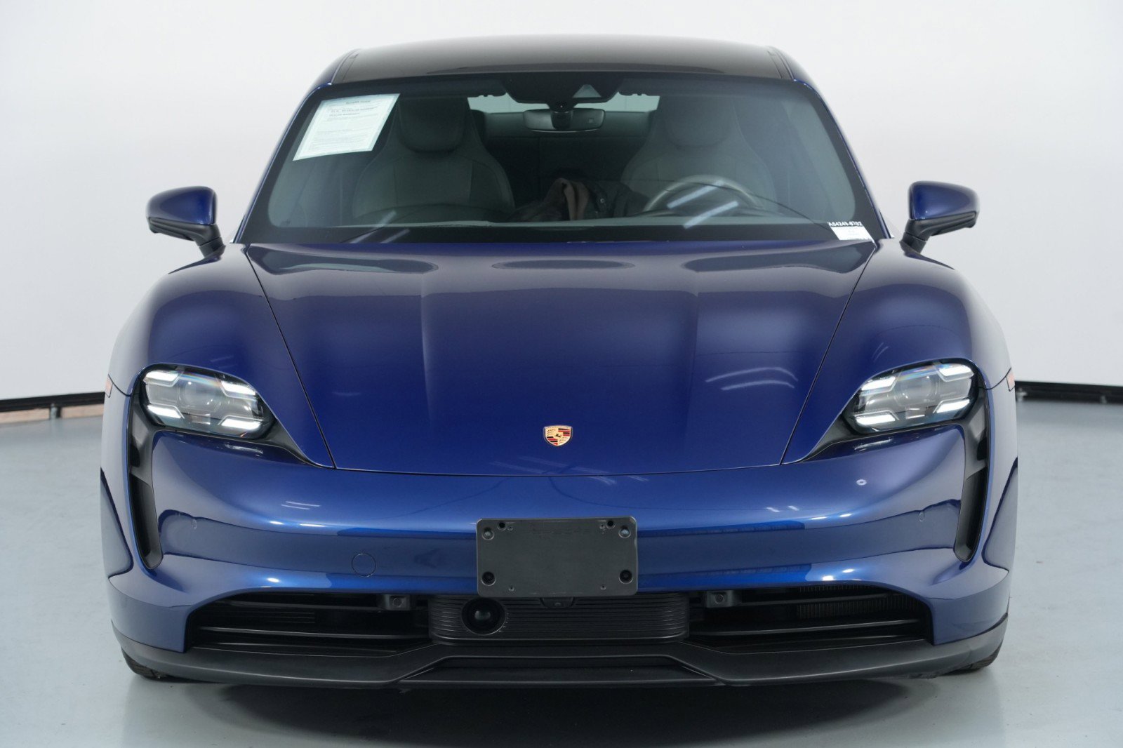 Used 2020 Porsche Taycan 4S w/ Premium Package image 50