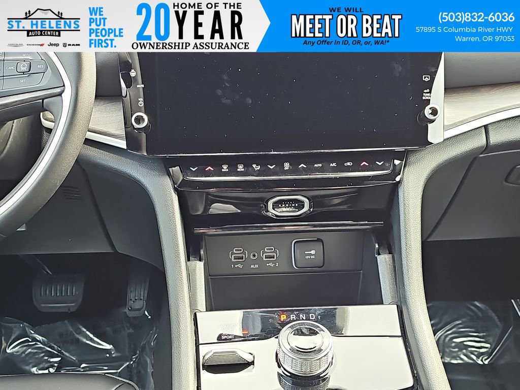 New 2026 Jeep Grand Cherokee L Limited w/ Trailer Tow Package image 30