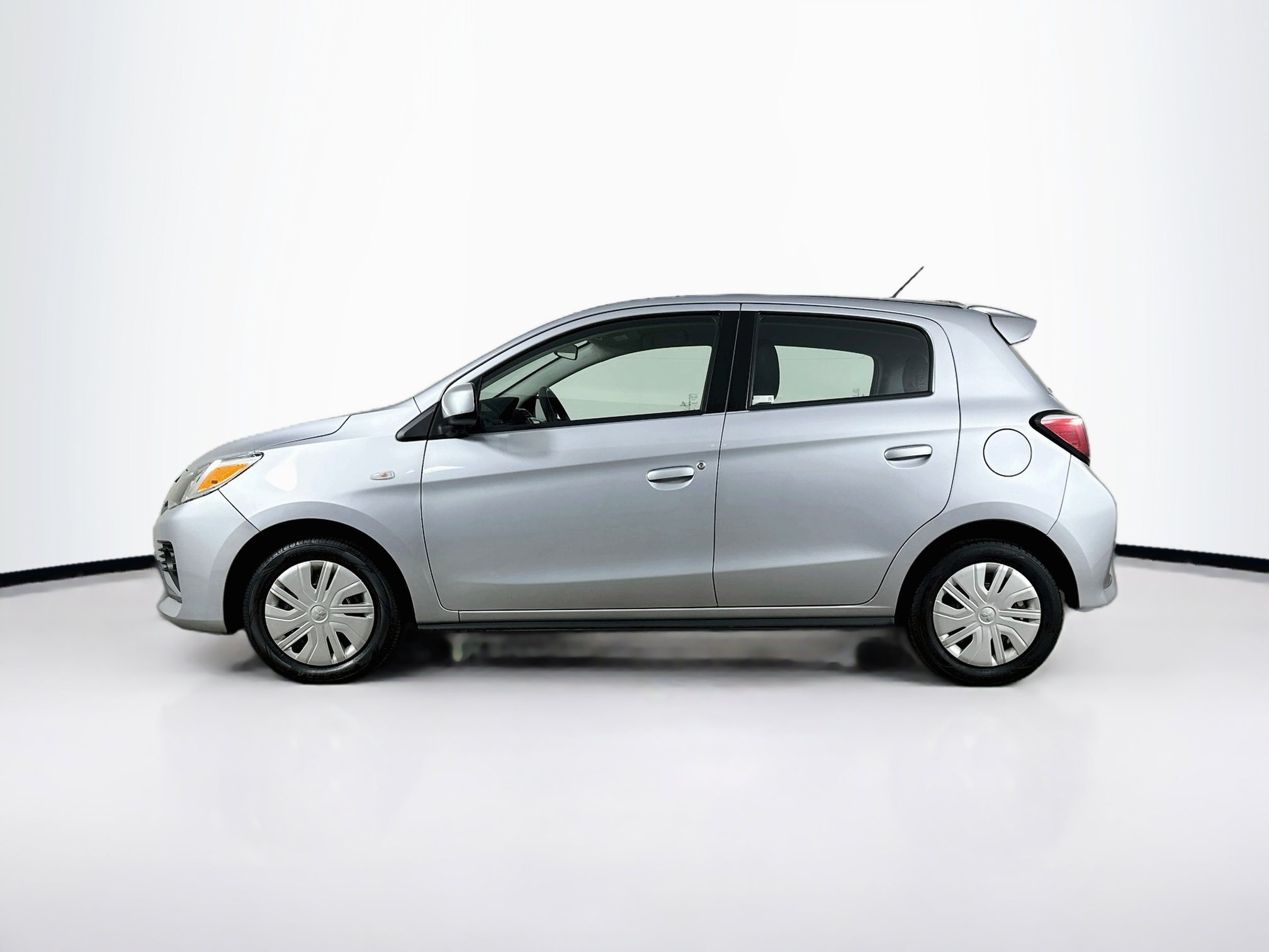 Used 2024 Mitsubishi Mirage ES FWD image 4
