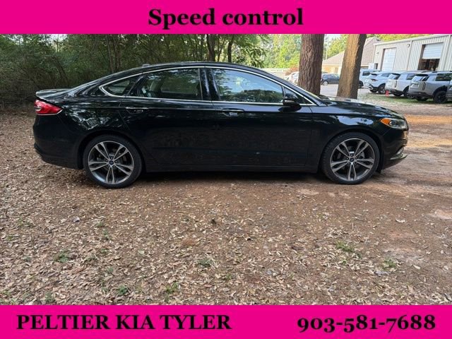 Used 2018 Ford Fusion Titanium FWD image 15