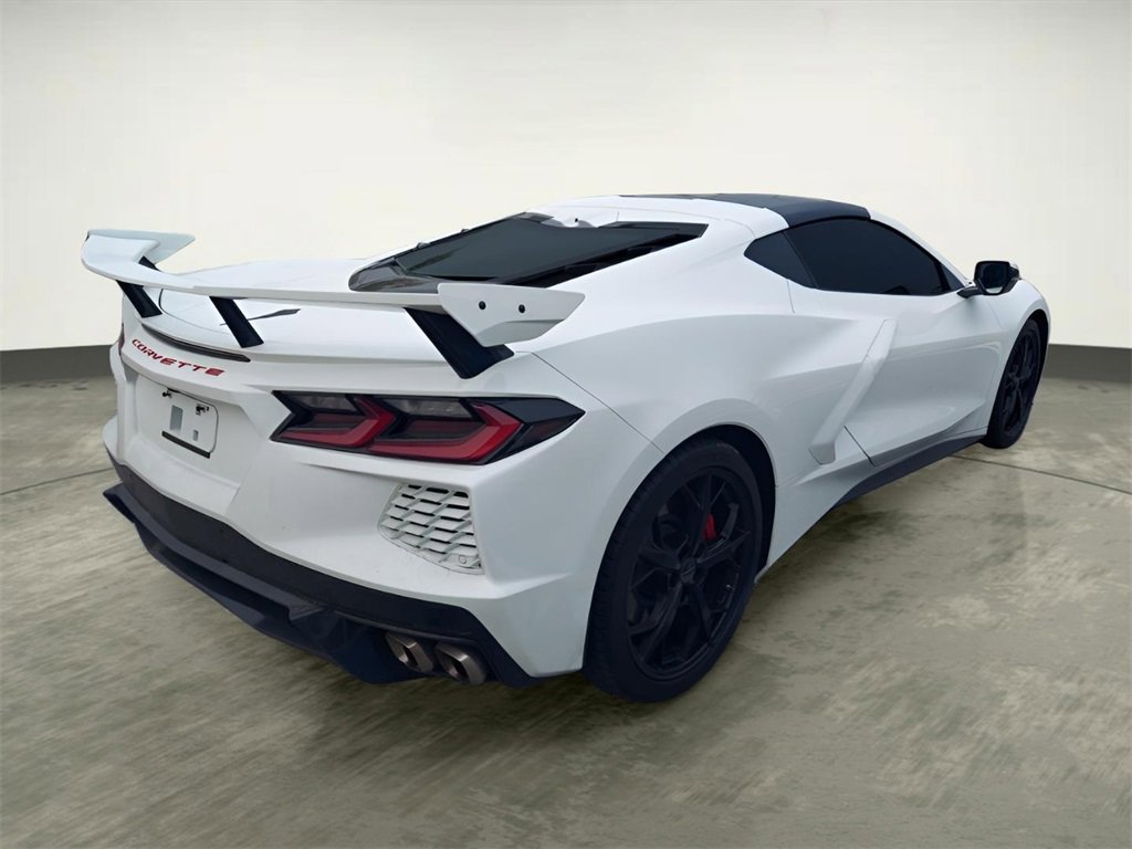 Used 2021 Chevrolet Corvette Stingray Premium Cpe w/ Z51 Performance Package image 4