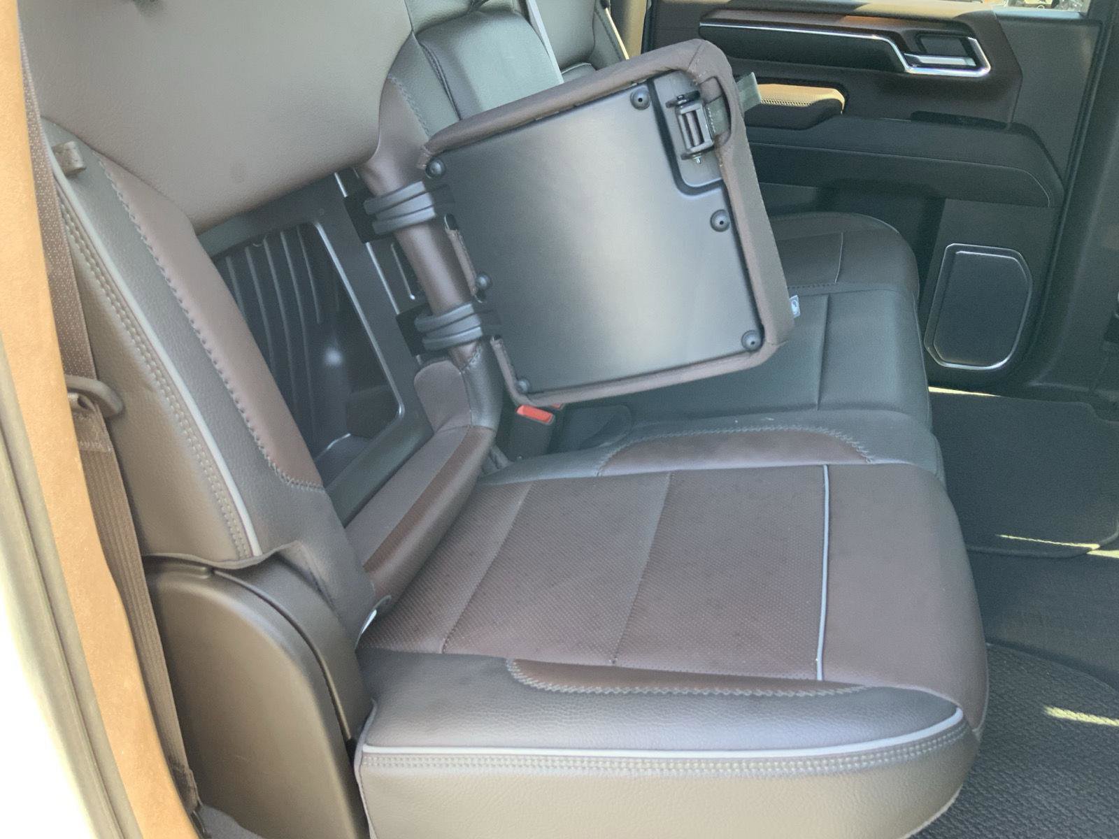 Used 2024 GMC Sierra 3500 Denali image 64