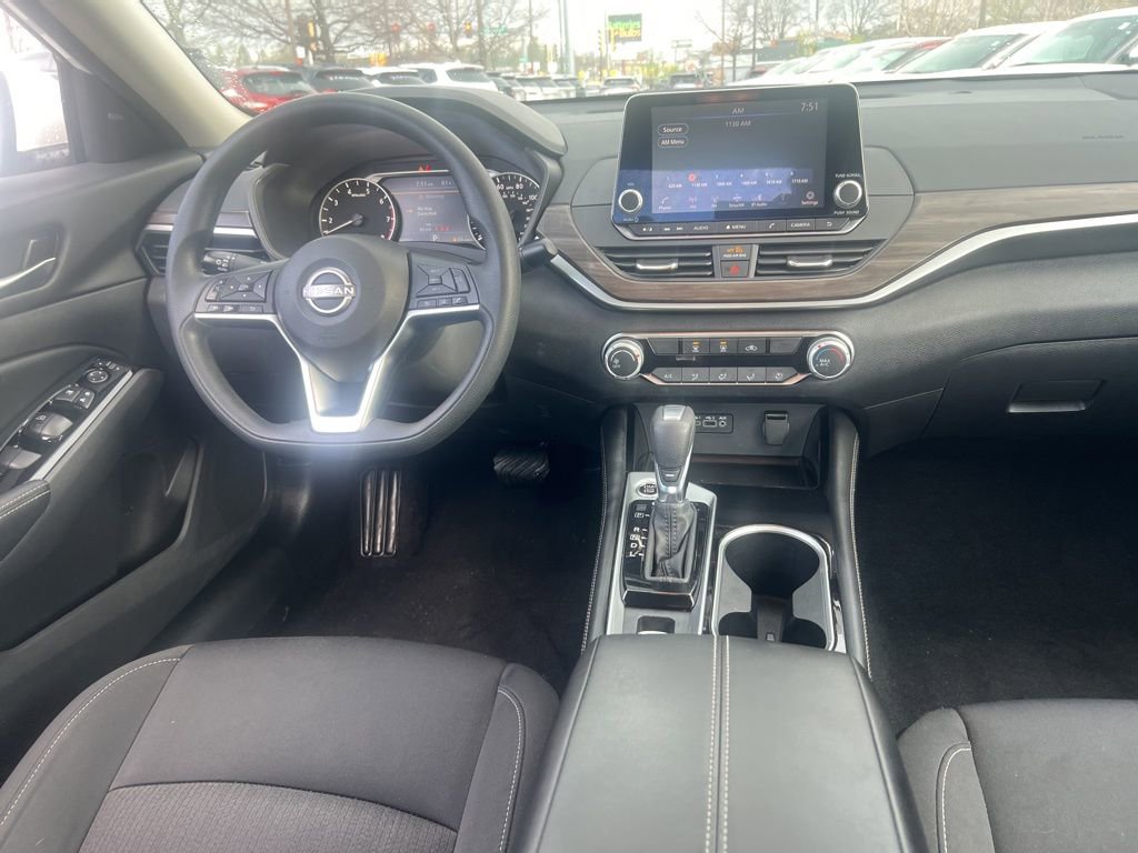 Certified 2023 Nissan Altima 2.5 SV AWD/4WD image 16