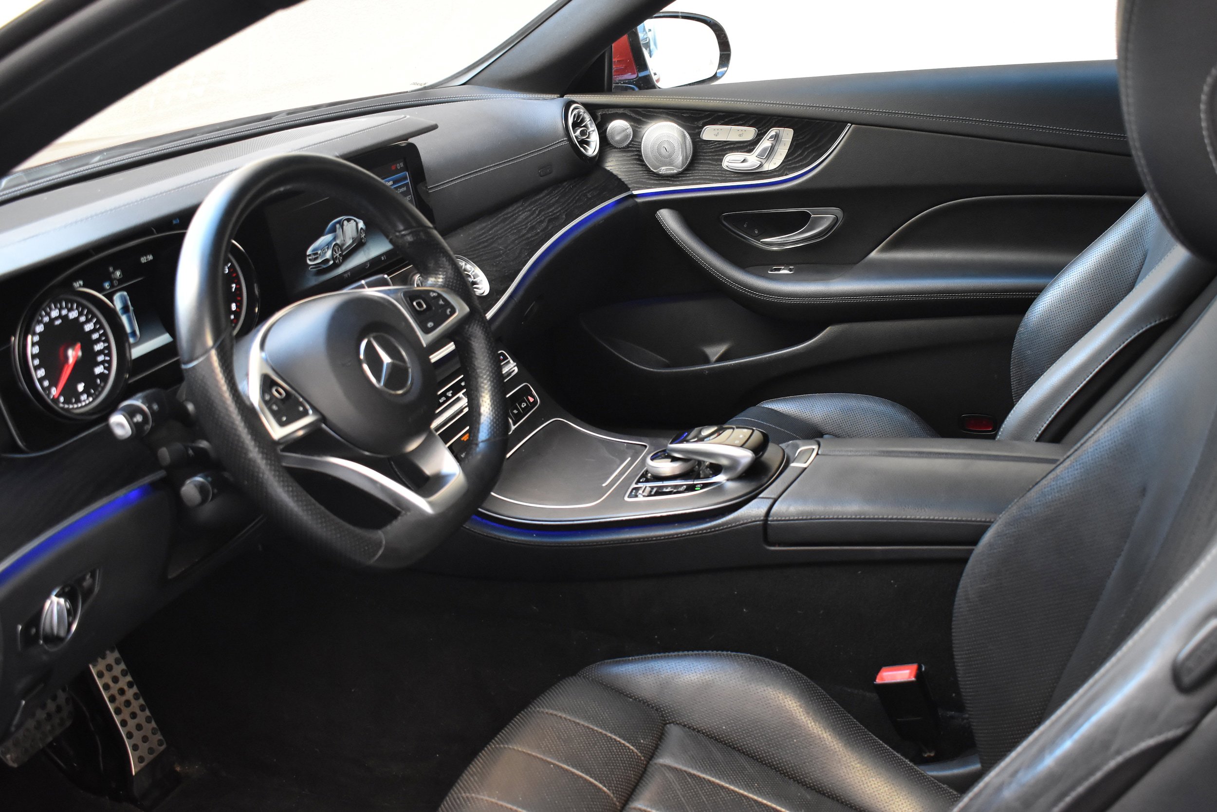 Used 2018 Mercedes-Benz E 400 4MATIC Coupe image 21