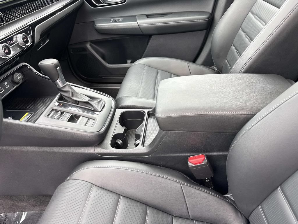 Used 2025 Honda CR-V EX-L image 16