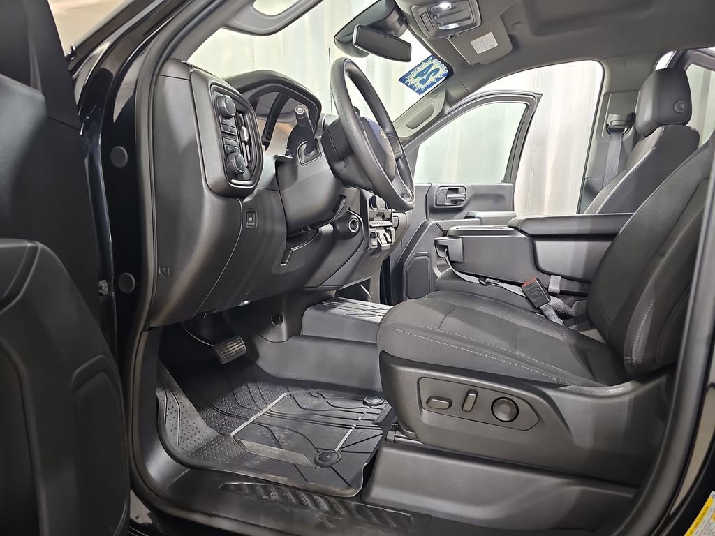 Certified 2024 Chevrolet Silverado 2500 Custom w/ Custom Value Package image 18