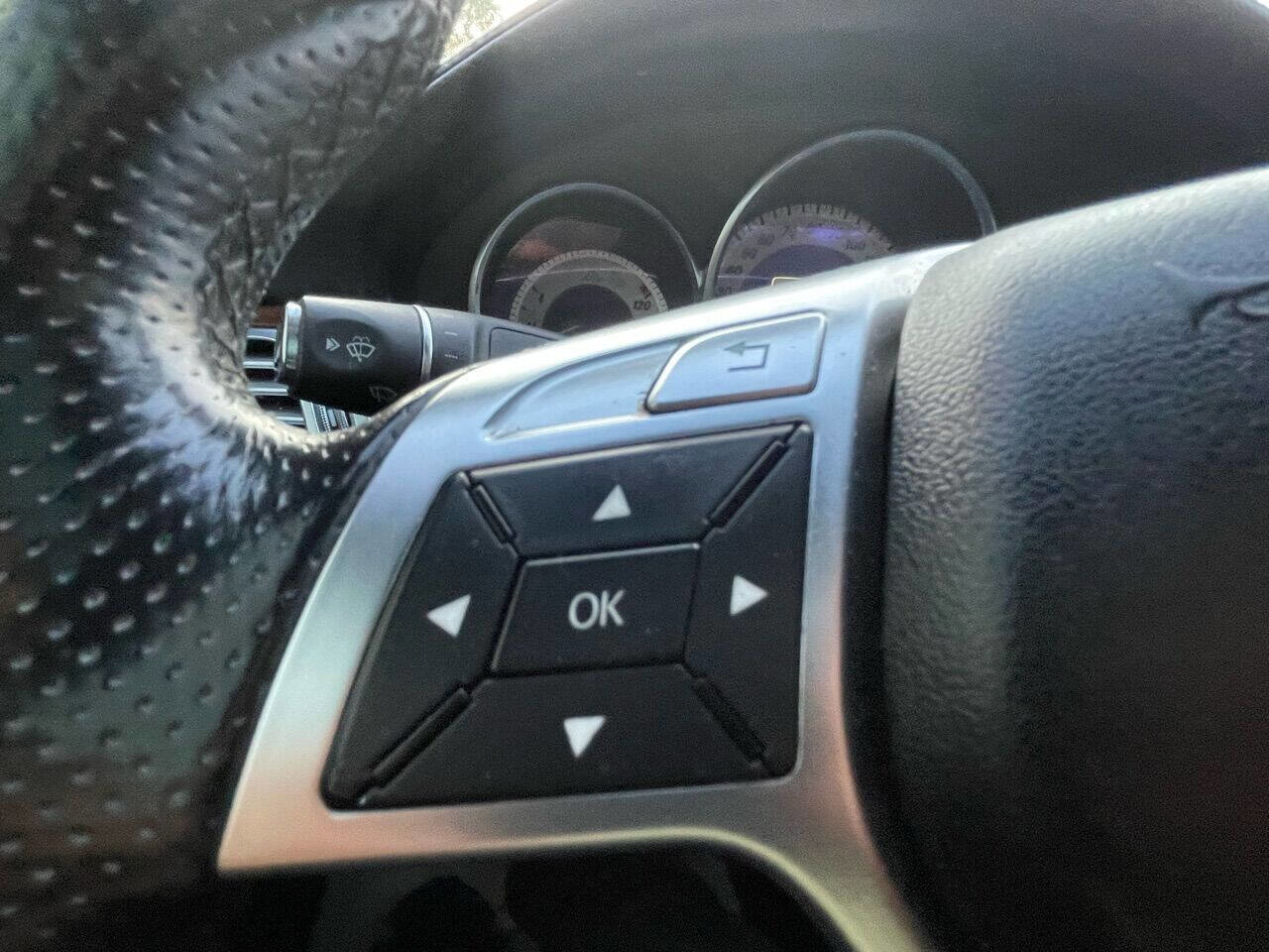 Used 2013 Mercedes-Benz CLS 550 4MATIC image 33