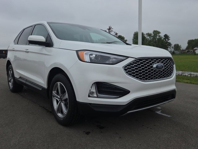 Used 2023 Ford Edge SEL w/ Convenience Package