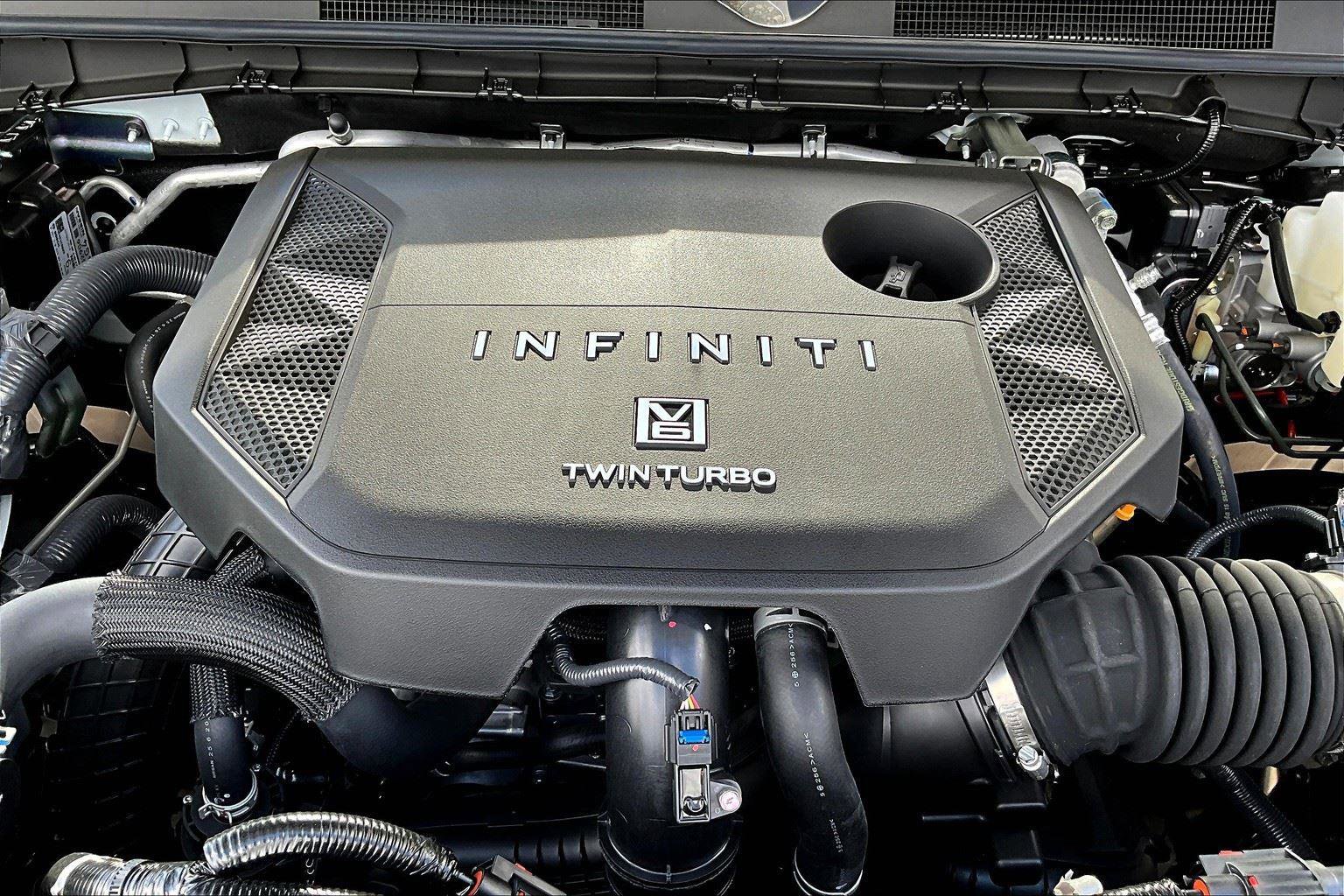 New 2026 INFINITI QX80 4WD w/ Sport Exterior Package image 38