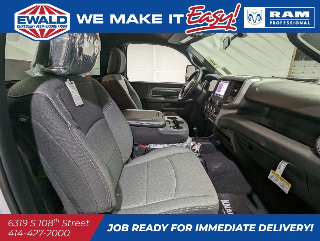 New 2024 RAM 2500 Tradesman w/ Chrome Appearance Group AWD/4WD image 12