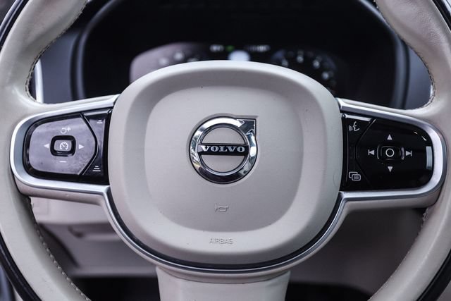 Used 2020 Volvo XC90 T6 Momentum w/ Protection Package Premier AWD/4WD image 34