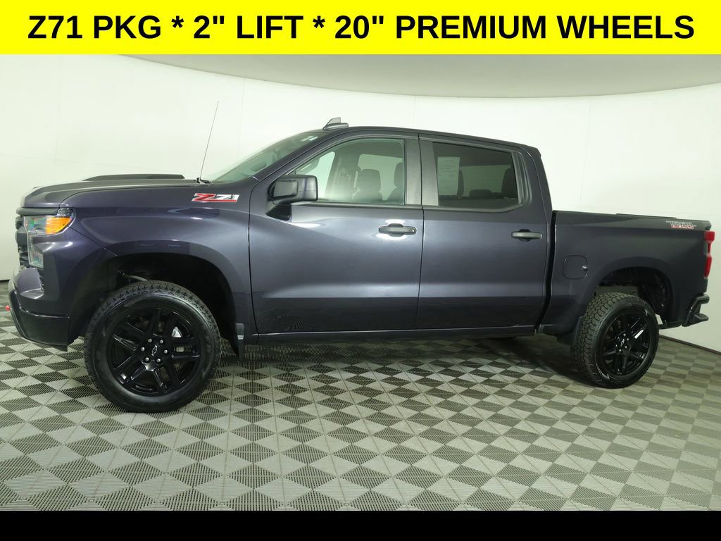 Used 2022 Chevrolet Silverado 1500 Custom Trail Boss w/ LPO, Dark Essentials Package image 8