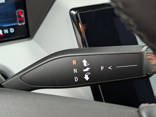 New 2027 Chevrolet Bolt LT w/ Comfort Package FWD image 22