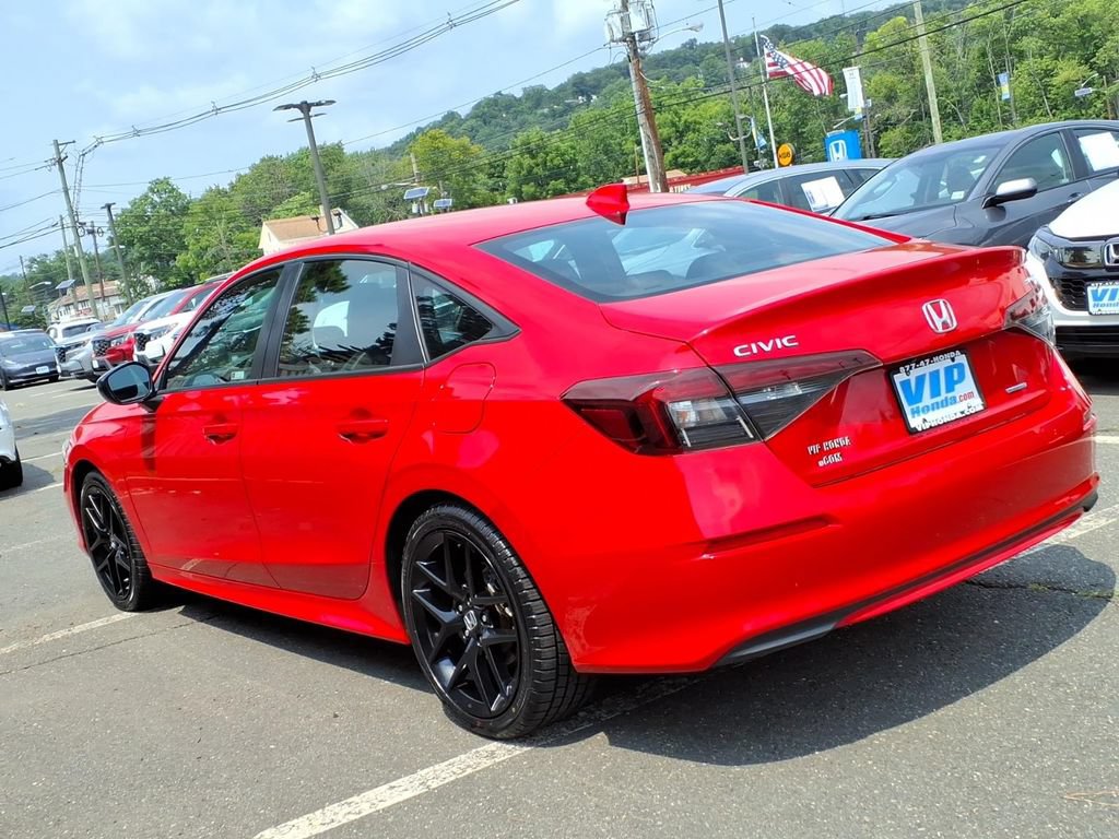 Used 2025 Honda Civic Sport image 4