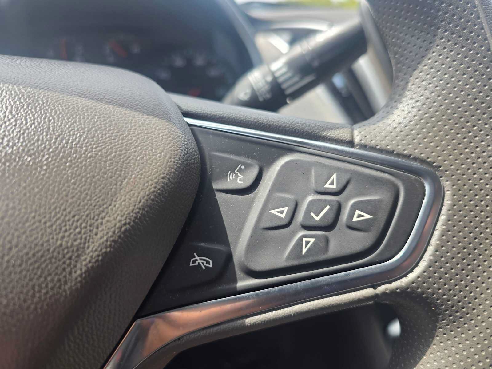 Used 2024 Chevrolet Malibu LT FWD image 32