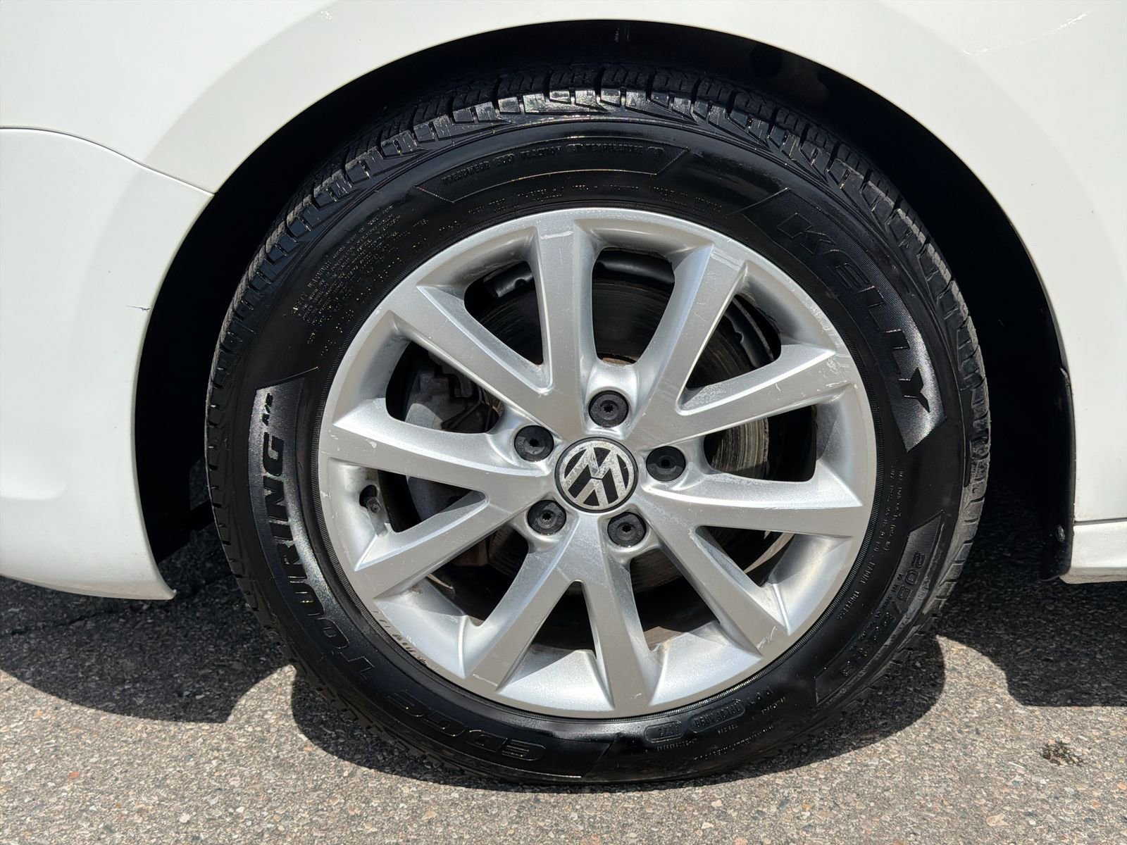 Used 2011 Volkswagen Jetta SE FWD image 15