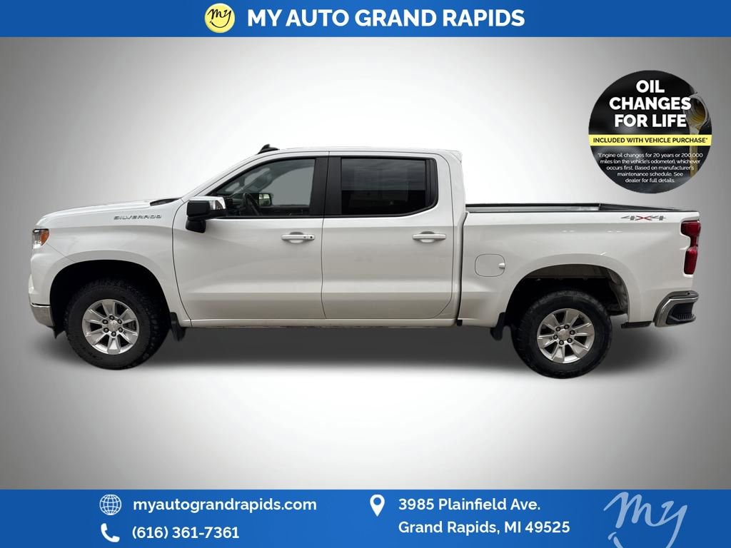 Used 2023 Chevrolet Silverado 1500 LT w/ Work Truck Package image 4