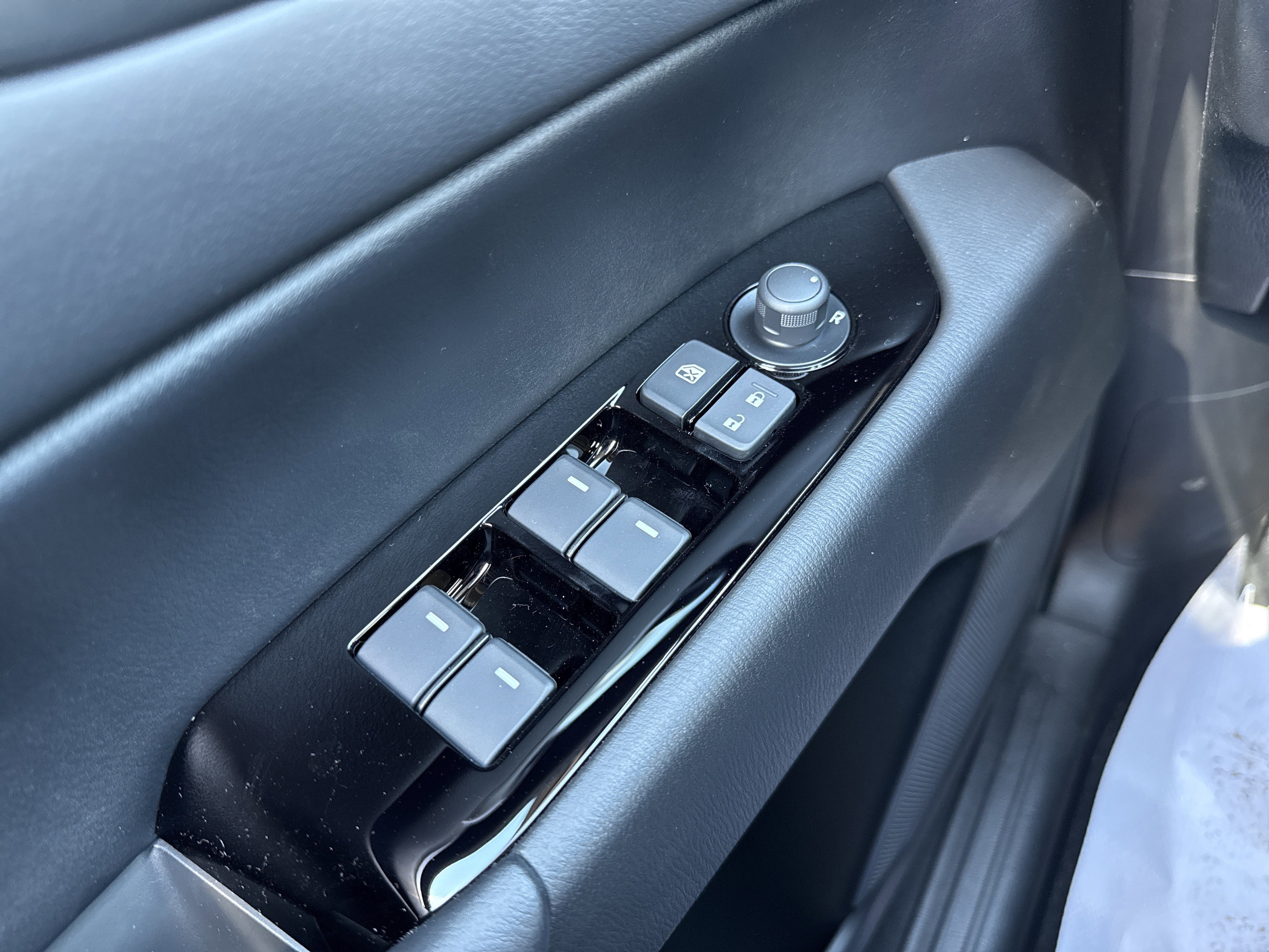 New 2025 MAZDA CX-5 AWD 2.5 S w/ Preferred Package image 16