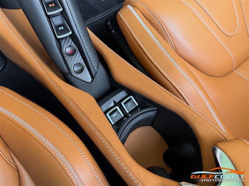 Used 2022 McLaren 720S Spider RWD image 21