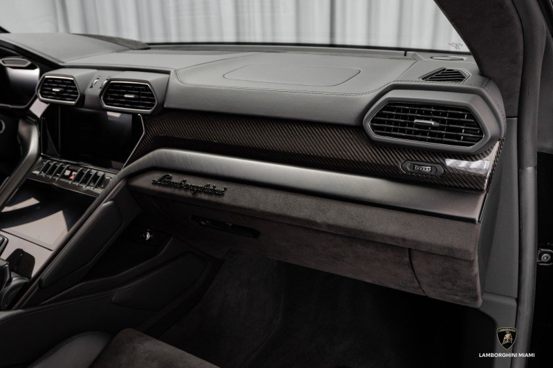 Used 2024 Lamborghini Urus S image 52