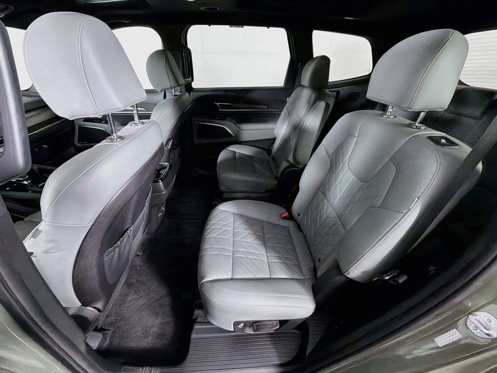Used 2023 Kia Telluride SX X-Line AWD/4WD image 26