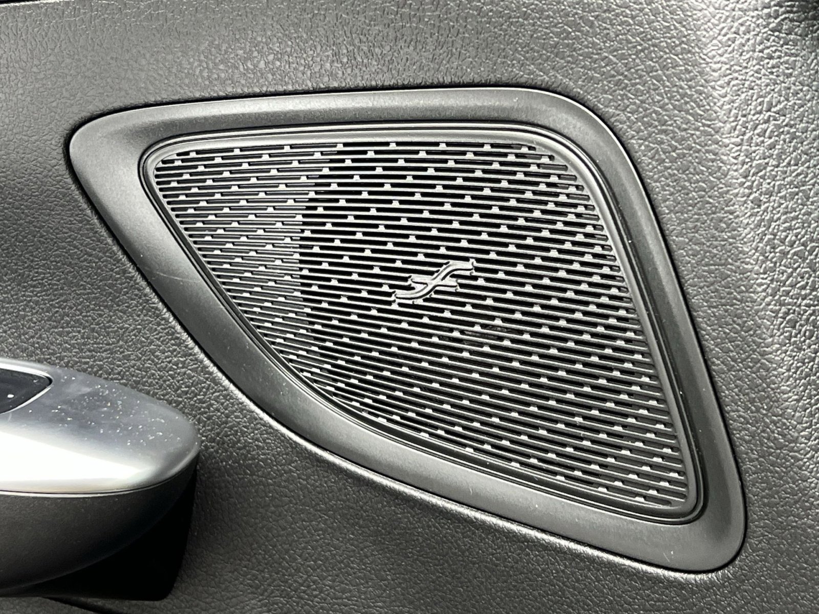 New 2025 Mercedes-Benz C 300 4MATIC Sedan image 34