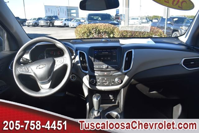 Used 2020 Chevrolet Equinox LS w/ LS Convenience Package image 3