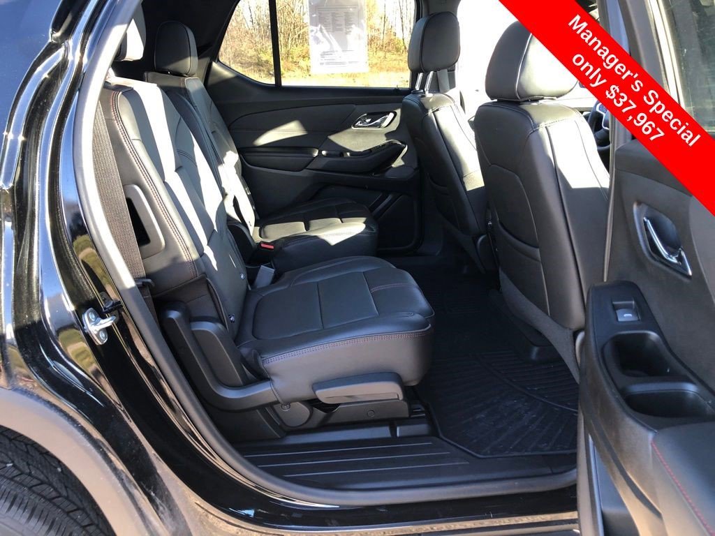 Certified 2024 Chevrolet Traverse RS image 28