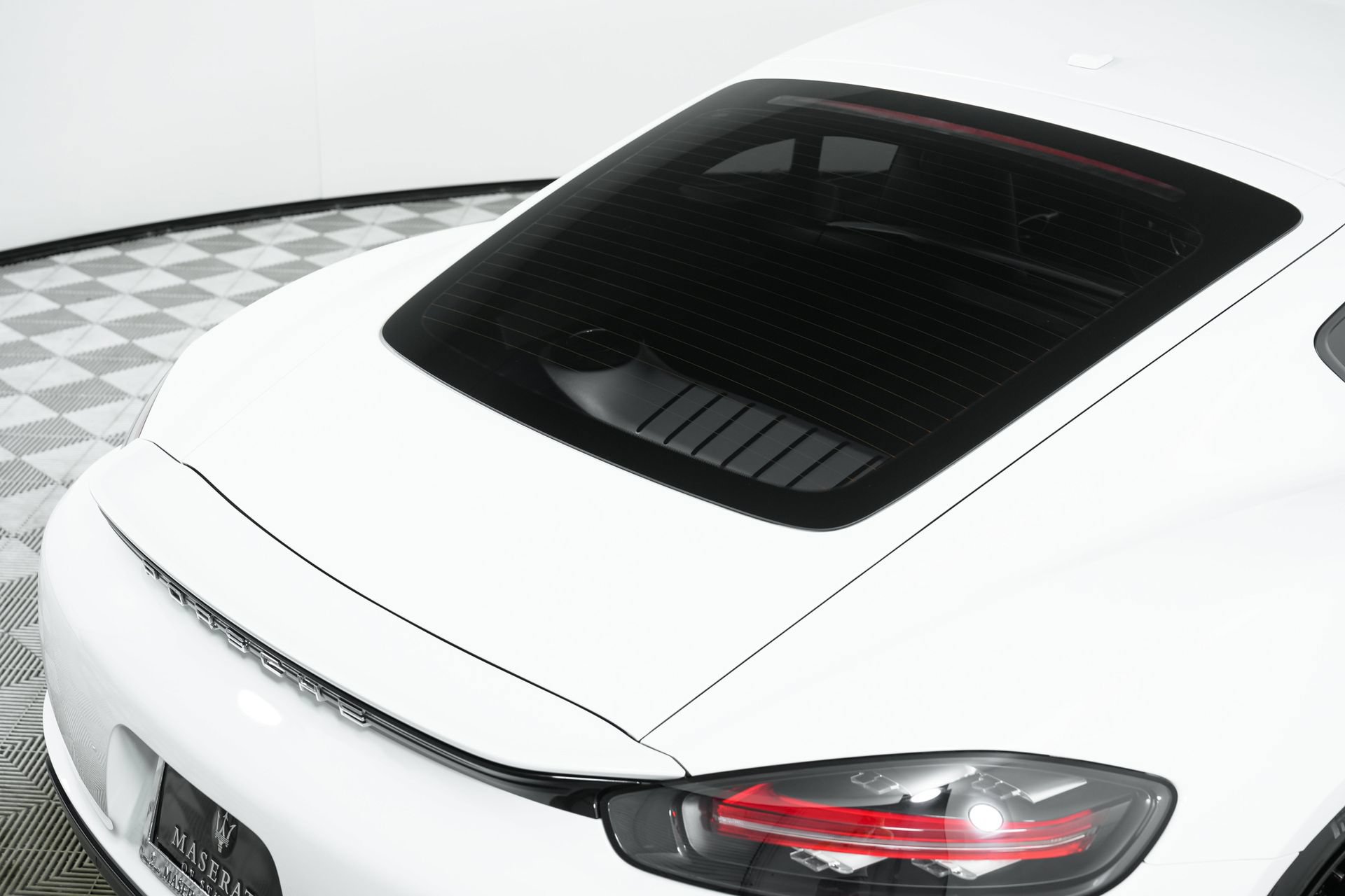 Used 2025 Porsche 718 Cayman RWD image 60