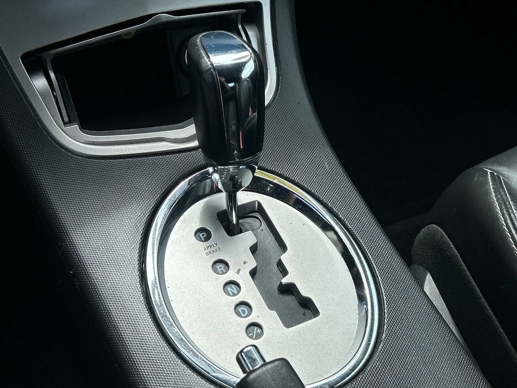 Used 2009 Chrysler Sebring Limited FWD image 31