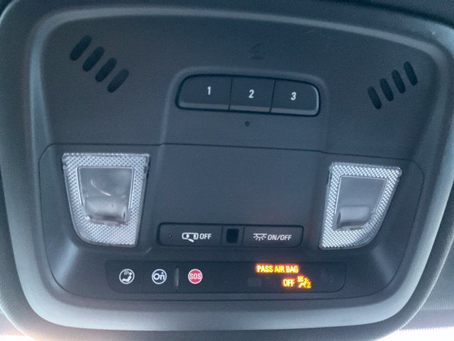Used 2023 Chevrolet Traverse LT AWD/4WD image 19